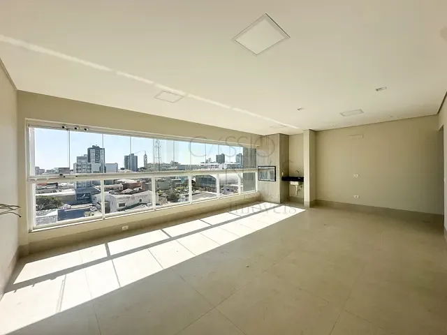 Apartamento com 222m² 3 quartos e 4 banheiros, à venda, no bairro Centro em Apucarana