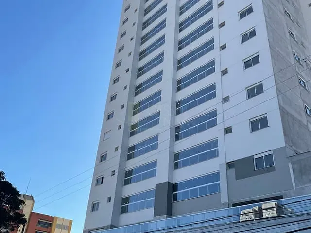 Apartamento com 222m² 3 quartos e 4 banheiros, à venda, no bairro Centro em Apucarana
