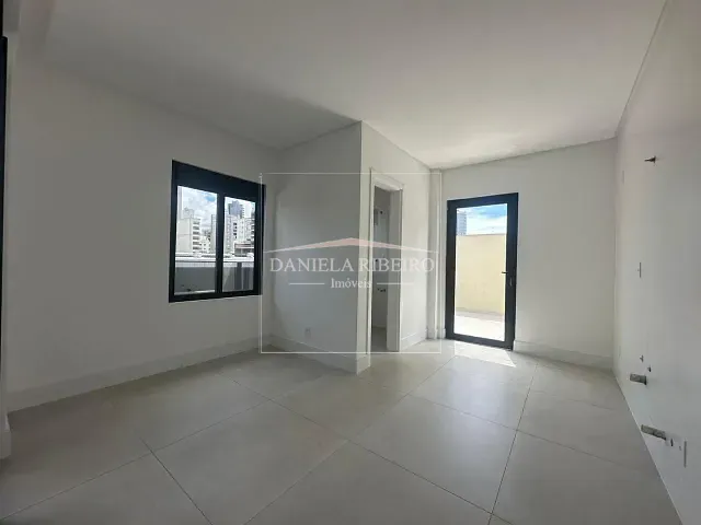 Apartamento 2 quartos e 3 banheiros, à venda, no bairro Perequê em Porto Belo