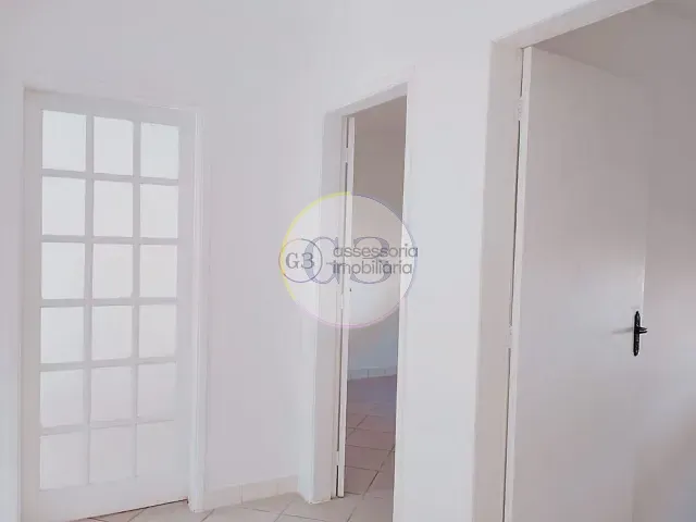 Apartamento 2 quartos e 1 banheiro, para alugar, no bairro Centro em Pelotas
