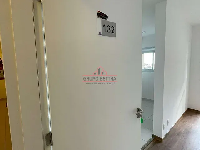 Apartamento com 60m² 2 quartos e 1 banheiro, para alugar, no bairro Jardim das Belezas em Carapicuíba