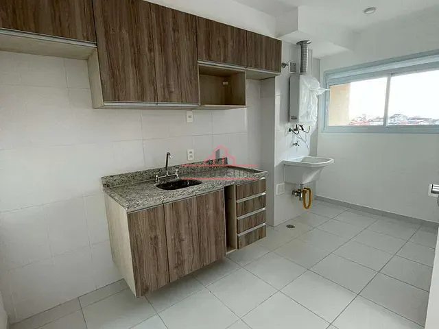 Apartamento com 60m² 2 quartos e 1 banheiro, para alugar, no bairro Jardim das Belezas em Carapicuíba
