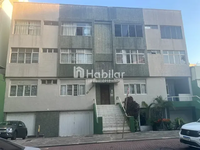 Apartamento 3 quartos e 2 banheiros, à venda, no bairro Barra em Salvador