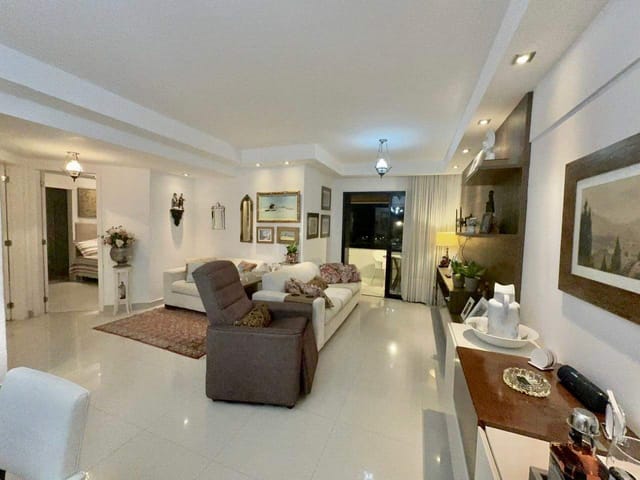 Apartamento 3 quartos e 3 banheiros, à venda, no bairro Atalaia em Aracaju