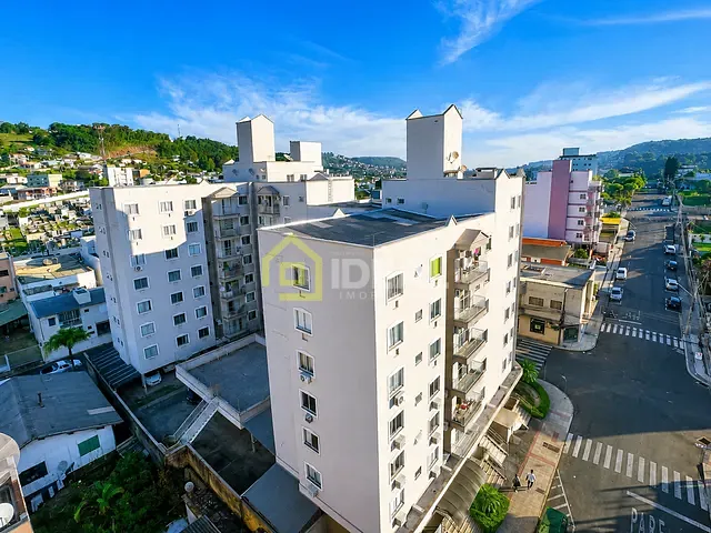 Apartamento 2 quartos e 1 banheiro, à venda, no bairro Centro em Concórdia