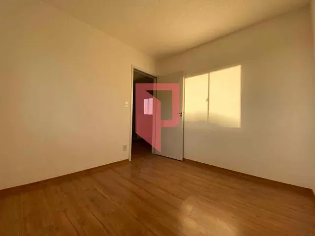 Apartamento 2 quartos e 1 banheiro, para alugar, no bairro Fazenda Bom Jesus em Contagem