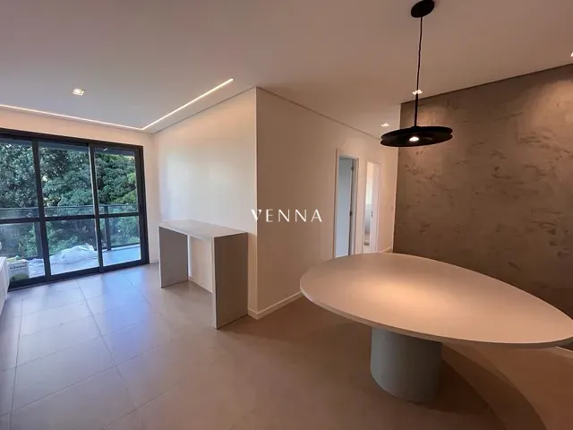 Apartamento 3 quartos e 2 banheiros, para alugar, no bairro Santa Rosa em Londrina