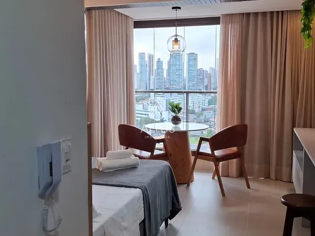 Apartamento 1 quarto e 1 banheiro, à venda, no bairro Rio Vermelho em Salvador