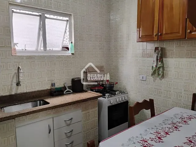 Apartamento 2 quartos e 1 banheiro, à venda, no bairro Três Marias em Guarujá