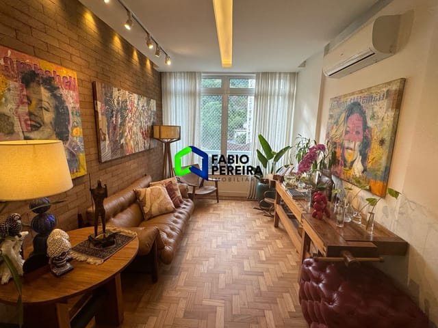 Apartamento com 140m² 3 quartos e 2 banheiros, à venda, no bairro Laranjeiras em Rio de Janeiro