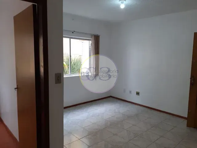 Apartamento 1 quarto e 1 banheiro, à venda ou para alugar, no bairro Areal em Pelotas