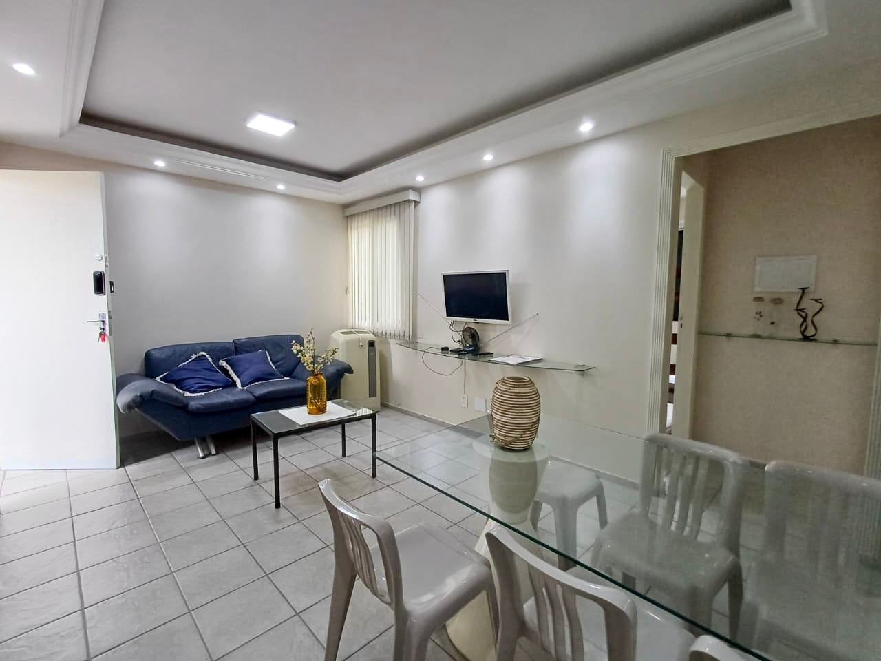 Apartamento à venda e aluguel com 2 quartos, 42m² - Foto 1
