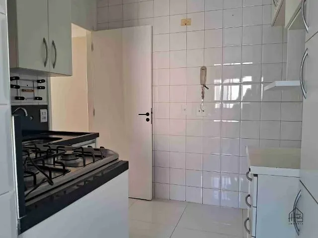 Apartamento com 70m² 2 quartos e 2 banheiros, para alugar, no bairro Granja Viana II em Cotia