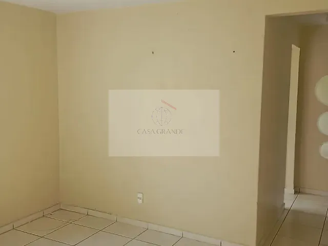 Apartamento 2 quartos e 1 banheiro, à venda, no bairro Busato em Rolândia