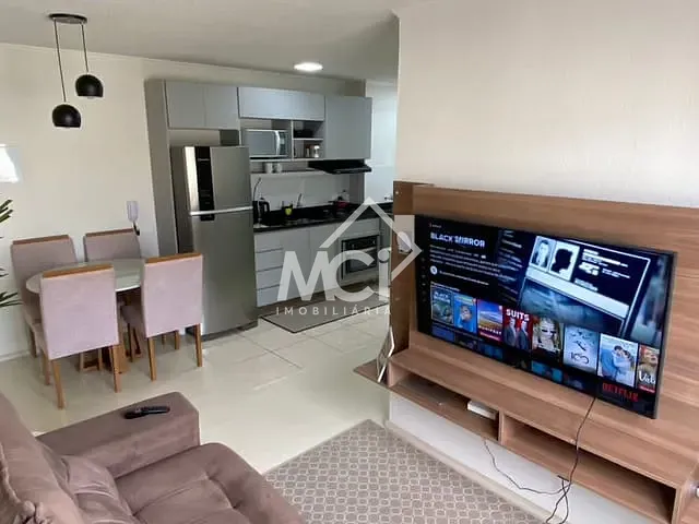 Apartamento 2 quartos e 1 banheiro, à venda, no bairro Fragata em Pelotas