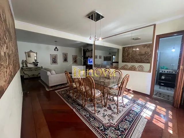 Apartamento 4 quartos e 3 banheiros, à venda, no bairro Vila Capivari em Campos do Jordão