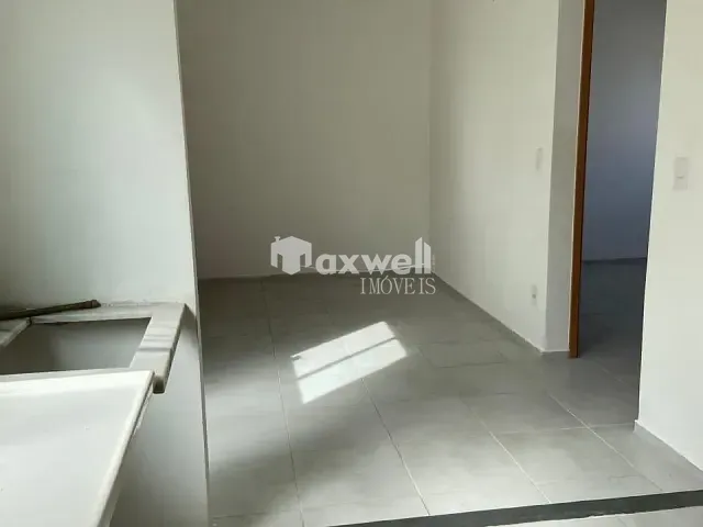 Apartamento 2 quartos e 1 banheiro, à venda, no bairro Cardoso Continuação em Aparecida de Goiânia