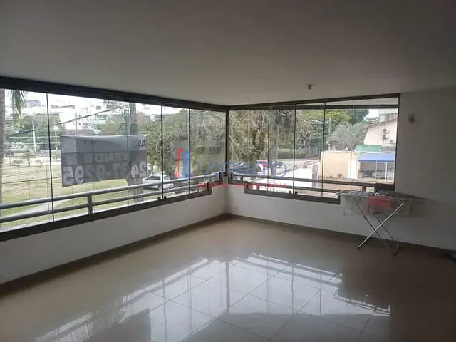 Apartamento 2 quartos e 2 banheiros, à venda, no bairro Recreio dos Bandeirantes em Rio de Janeiro