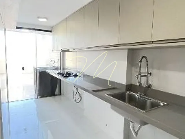Apartamento com 192m² 3 quartos e 4 banheiros, à venda, no bairro Nossa Senhora da Vitória em Ilhéus