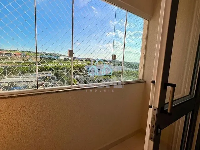 Apartamento 2 quartos e 1 banheiro, à venda, no bairro Jardim Gurilândia em Taubaté