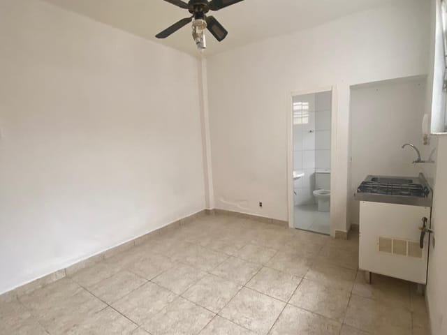 Apartamento 1 quarto e 1 banheiro, à venda, no bairro Centro em Rio de Janeiro