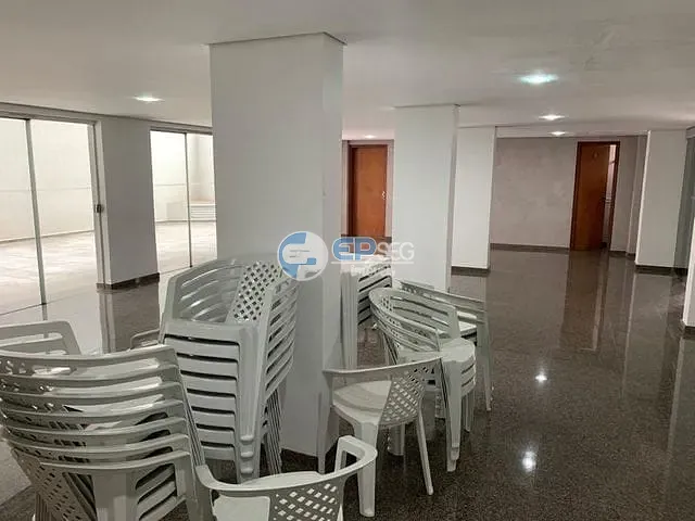 Apartamento 4 quartos e 5 banheiros, à venda, no bairro Centro em Londrina
