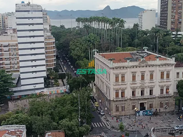 Apartamento 3 quartos e 2 banheiros, à venda, no bairro Flamengo em Rio de Janeiro