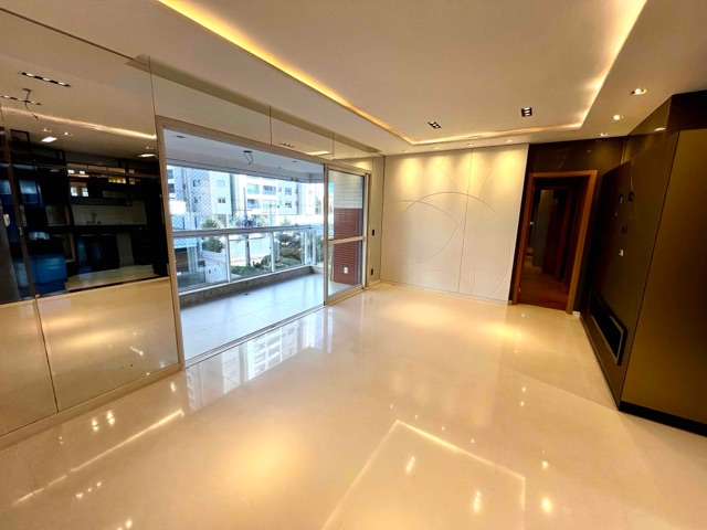 Apartamento com 178m² 3 quartos e 2 banheiros, à venda, no bairro Gleba Fazenda Palhano em Londrina