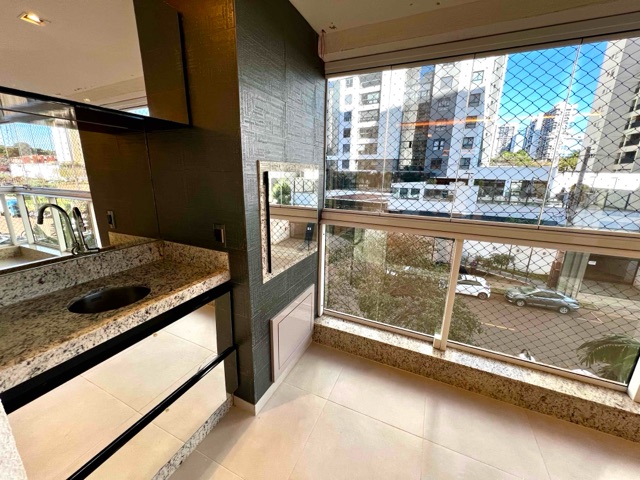 Apartamento com 178m² 3 quartos e 2 banheiros, à venda, no bairro Gleba Fazenda Palhano em Londrina