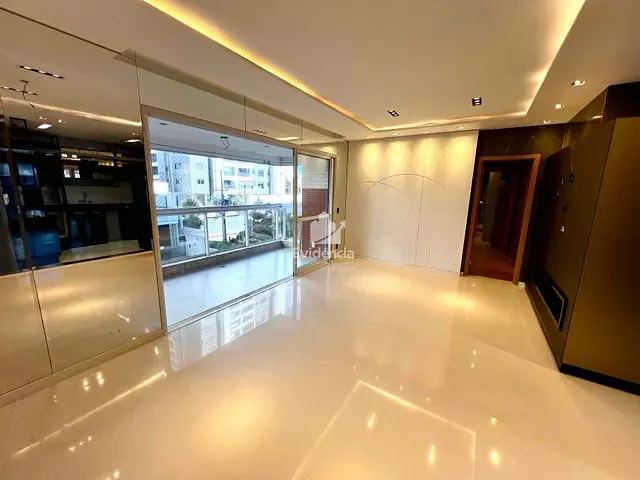 Apartamento com 178m² 3 quartos e 2 banheiros, à venda, no bairro Gleba Fazenda Palhano em Londrina