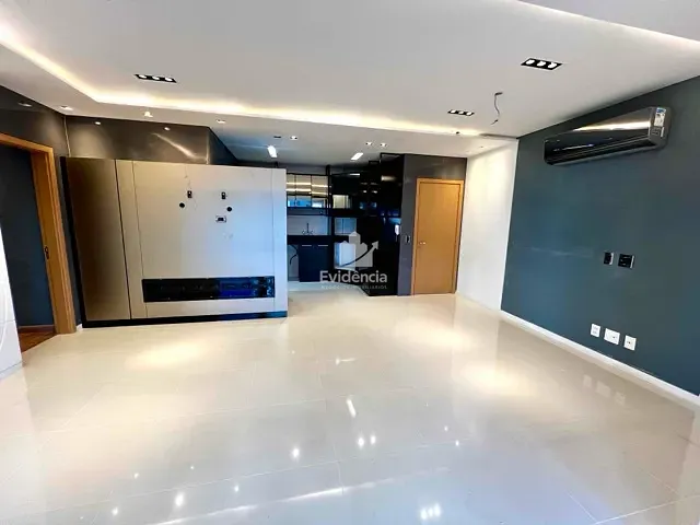 Apartamento com 178m² 3 quartos e 2 banheiros, à venda, no bairro Gleba Fazenda Palhano em Londrina