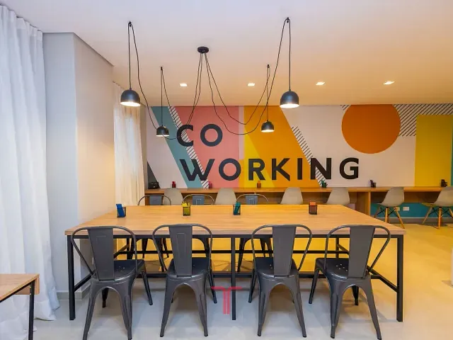 Apartamento com 28m² 1 quarto e 1 banheiro, para alugar, no bairro Novo Mundo em Curitiba