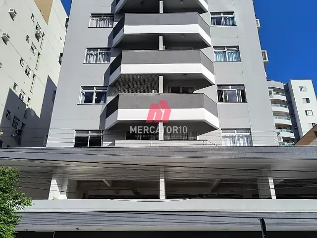 Apartamento 1 quarto e 1 banheiro, para alugar, no bairro Victor Konder em Blumenau