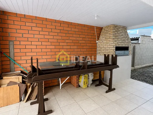 Apartamento com 55m² 3 quartos e 1 banheiro, à venda, no bairro Natureza em Concórdia