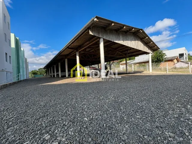 Apartamento com 55m² 3 quartos e 1 banheiro, à venda, no bairro Natureza em Concórdia