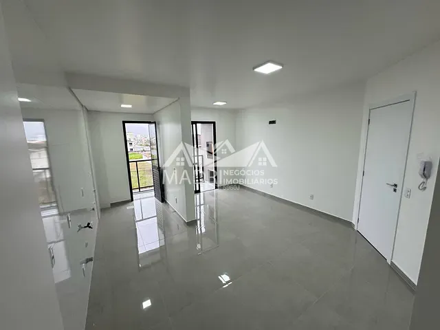 Apartamento 3 quartos e 1 banheiro, à venda, no bairro Nova Palhoça em Palhoça