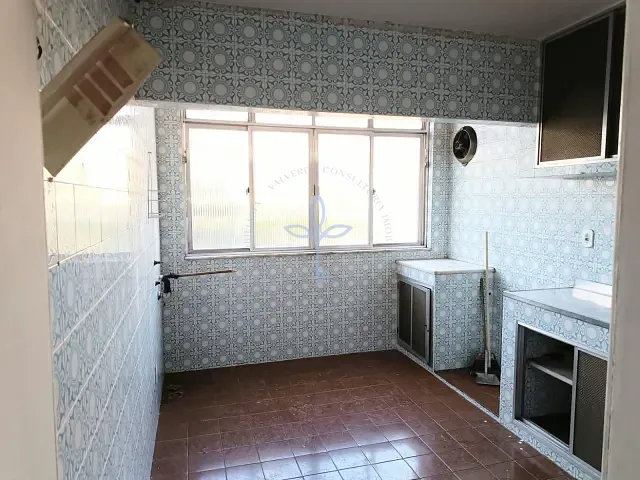 Apartamento 2 quartos e 1 banheiro, para alugar, no bairro Padre Miguel em Rio de Janeiro