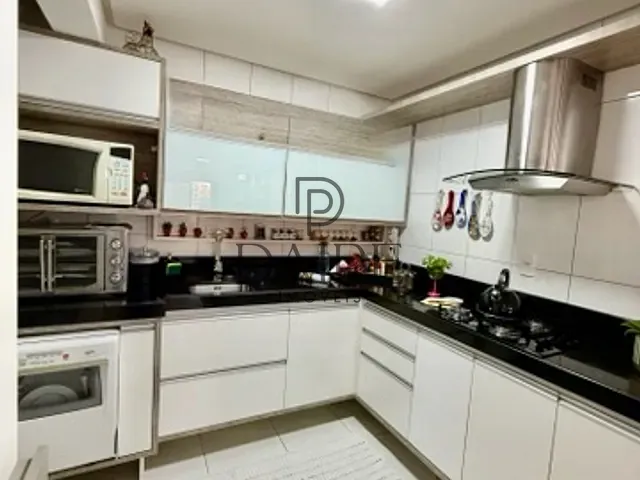 Apartamento com 145m² 3 quartos e 2 banheiros, à venda, no bairro Centro em Rua Quinze de Novembro