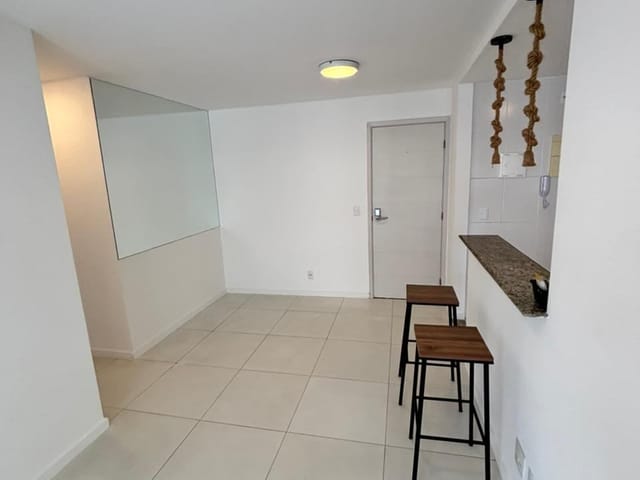 Apartamento com 66m² 2 quartos e 2 banheiros, para alugar, no bairro Recreio dos Bandeirantes em Rio de Janeiro
