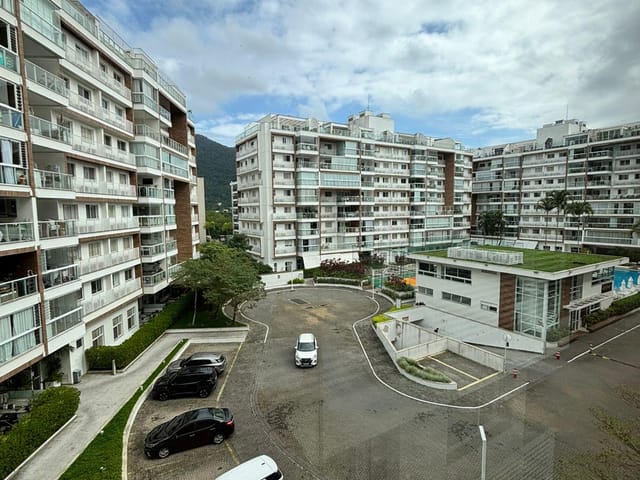 Apartamento com 66m² 2 quartos e 2 banheiros, para alugar, no bairro Recreio dos Bandeirantes em Rio de Janeiro