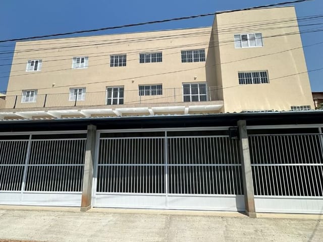 Apartamento 2 quartos e 1 banheiro, para alugar, no bairro Jardim Nova Extrema em Extrema