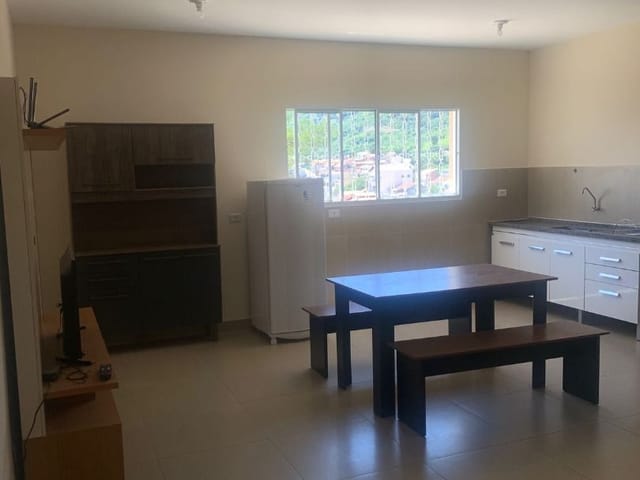 Apartamento 2 quartos e 1 banheiro, para alugar, no bairro Jardim Nova Extrema em Extrema
