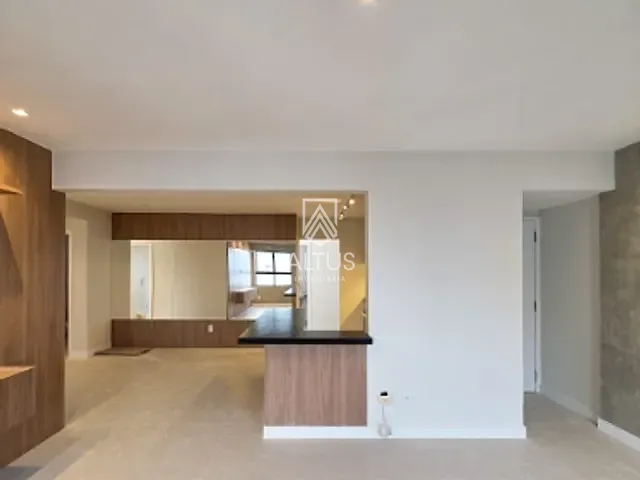 Apartamento 3 quartos e 1 banheiro, à venda, no bairro Pituba em Salvador