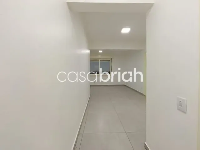 Apartamento 2 quartos e 2 banheiros, à venda, no bairro Centro em São Leopoldo