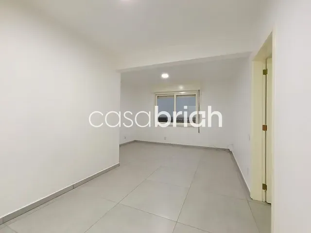 Apartamento 2 quartos e 2 banheiros, à venda, no bairro Centro em São Leopoldo