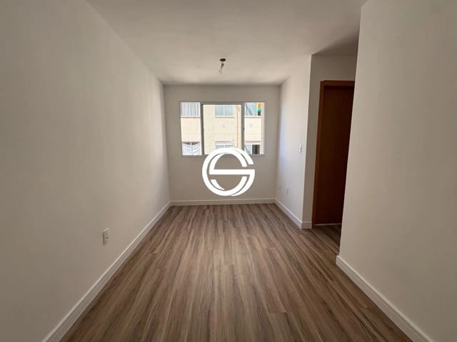 Apartamento 2 quartos e 1 banheiro, à venda, no bairro Parada XV de Novembro em São Paulo