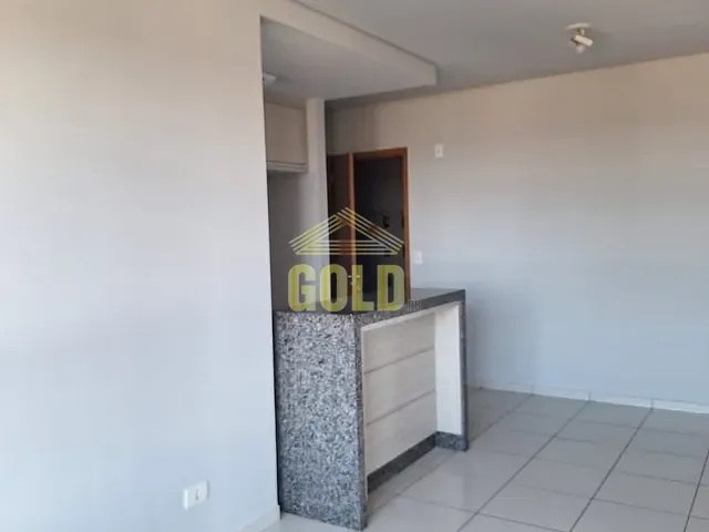 Apartamento 3 quartos e 2 banheiros, à venda, no bairro Vila Brasil em Londrina