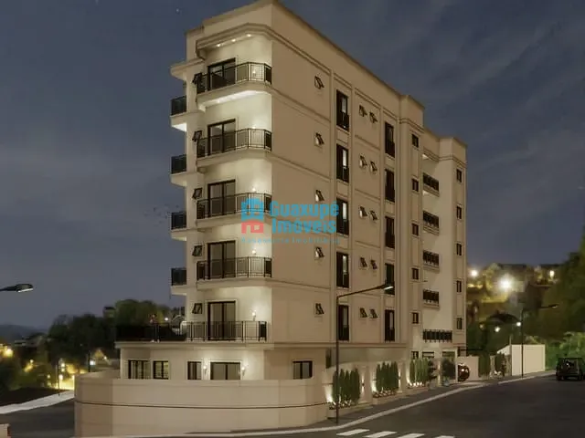 Apartamento com 181m² 4 quartos e 3 banheiros, à venda, no bairro Parque do Lago em Guaxupé