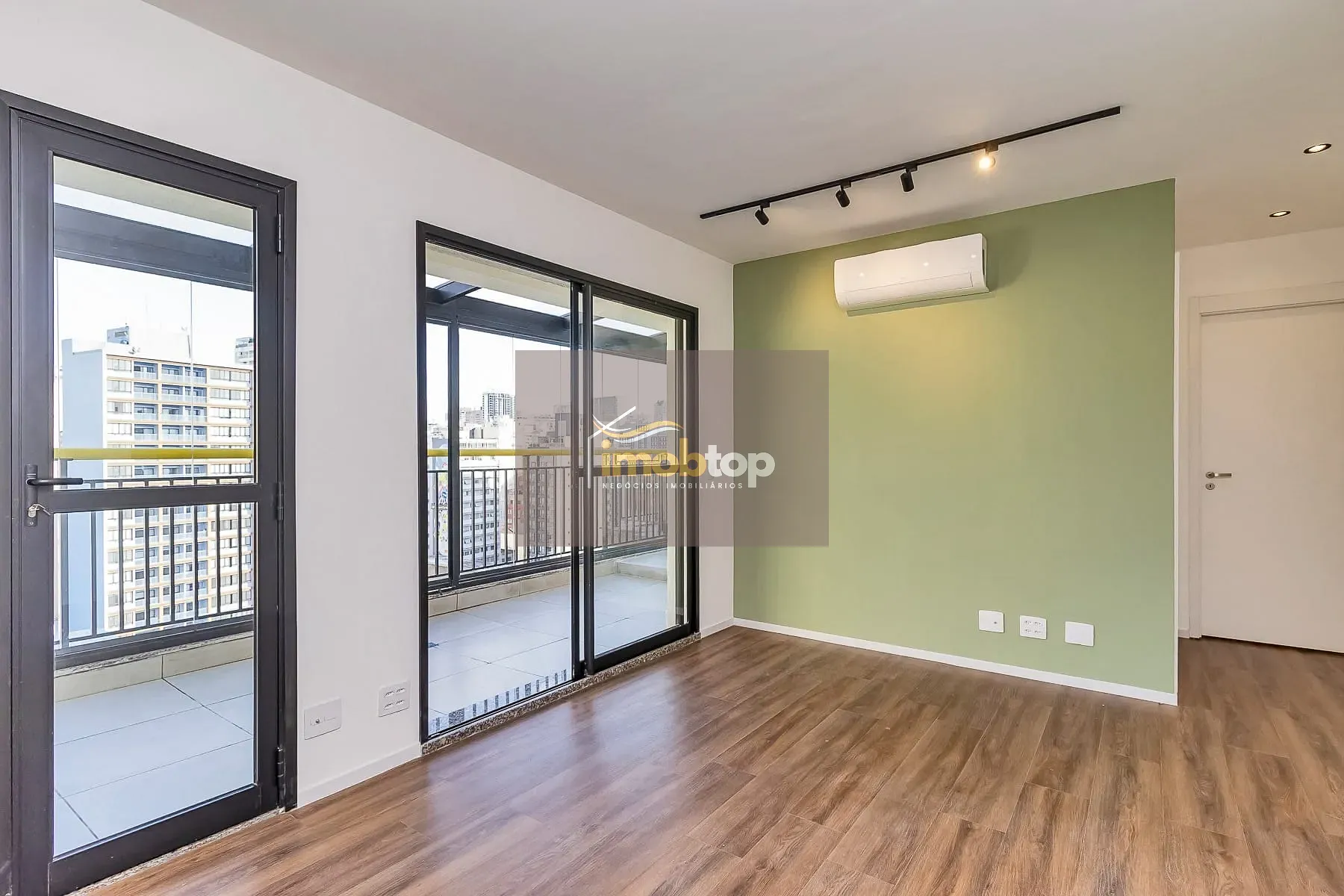 Apartamento, 1 quarto, 70 m² - Foto 2