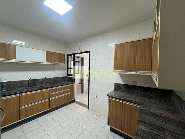 Apartamento com 136m² 4 quartos e 3 banheiros, à venda, no bairro Sumaré em Caraguatatuba
